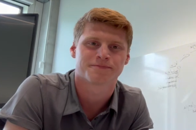 Dennis van Eerd (Technische Bedrijfskunde, 3e jaar) vertelt over zijn studie en toekomstkansen.